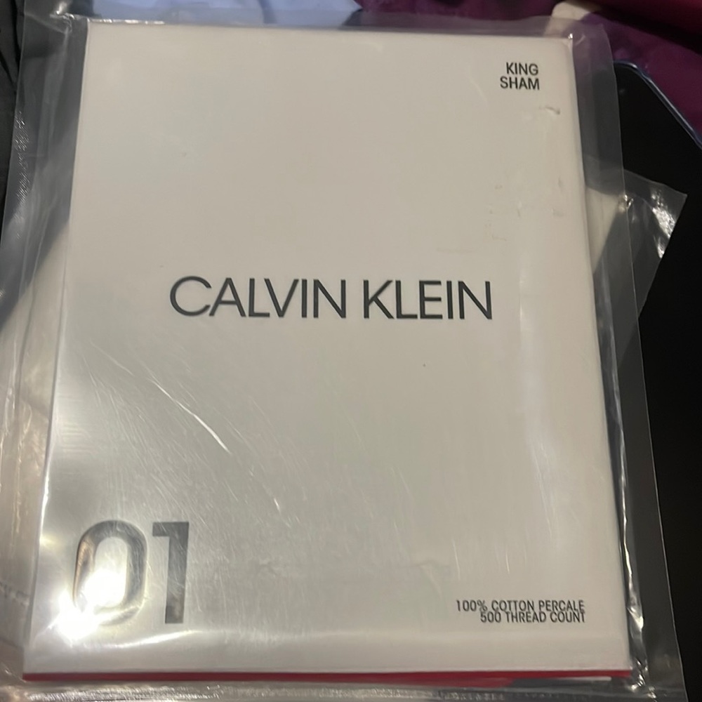 CALVIN KLEIN King Sham w/ Red Piping